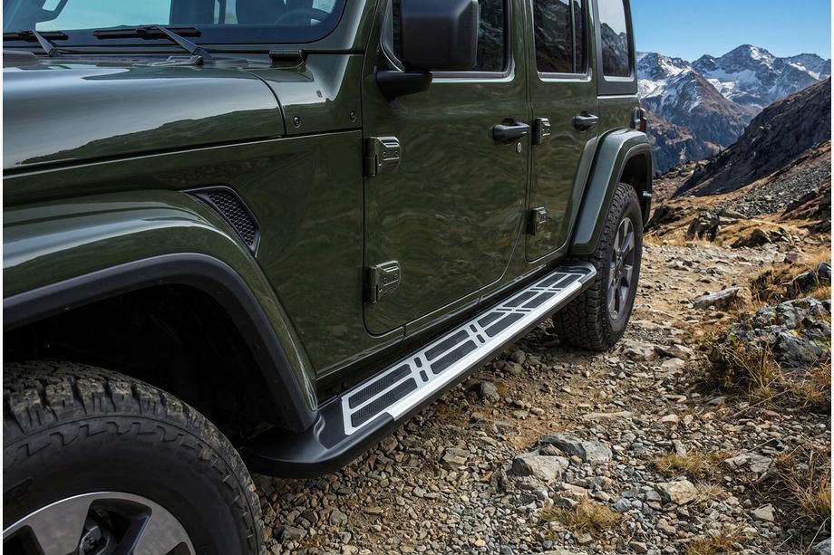 Jeep Wrangler 2018- Side Steps Sunrise (2 pcs, Aluminum) Photo 1
