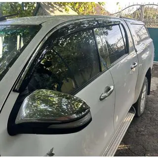 Window Deflectors with Chrome Trim (4 pcs, Sunplex Chrome) photo 3