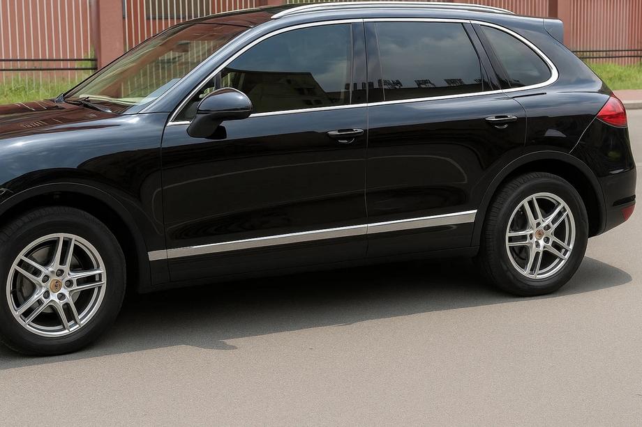 Porsche Cayenne 2010-2017 Door Moldings Libao (4 pcs, plastic) Image