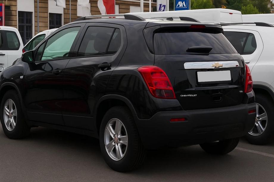 Chevrolet Trax 2012-2023 Chrome trim above license plate Libao (ABS) Image