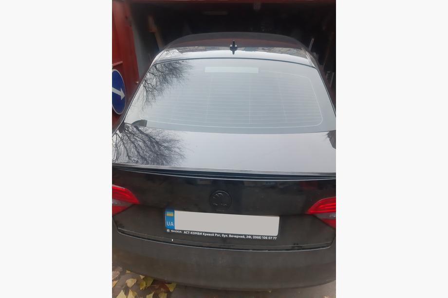 Skoda Superb 2009-2015 Spoiler LIP (Sunplex, black) (115.8cm x 6.3cm) Photo 6