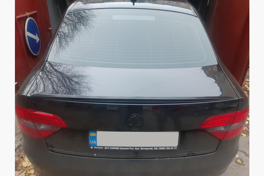 Skoda Superb 2009-2015 Spoiler LIP (Sunplex, black) (115.8cm x 6.3cm) Photo 5