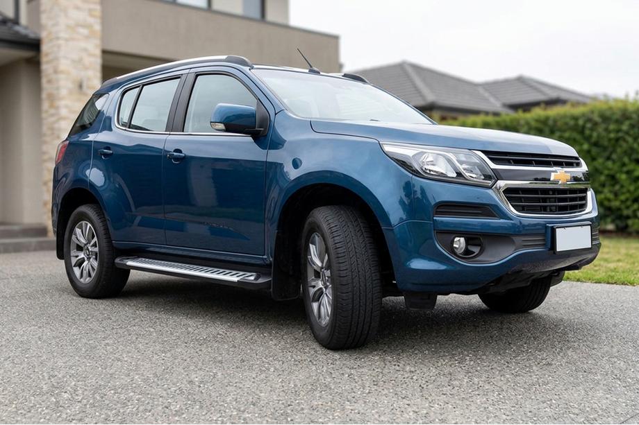 Chevrolet Trailblazer 2012-2019 Side Steps Line (2 pcs, Aluminum) Image