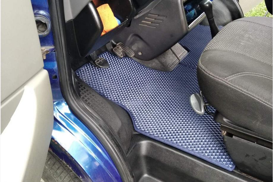 Volkswagen T4 Caravelle/Multivan 1990–2003 EVA Floor Mats (Blue) Photo 1