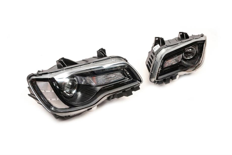 Chrysler C300 2011-2023 Front Headlights Black Edition (2 pcs) Photo 4