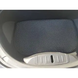 Front trunk mat EVA (black)