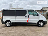 Renault Trafic 2001–2015 Original used door molding (R2) photo 1