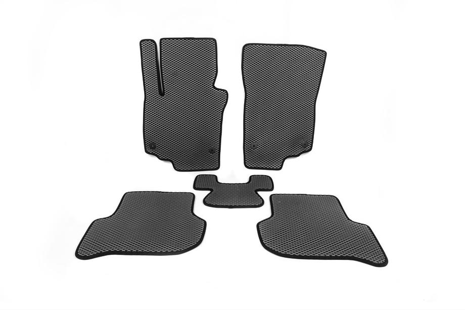 Volkswagen Golf Plus 2004-2014 EVA Floor Mats (black) Image