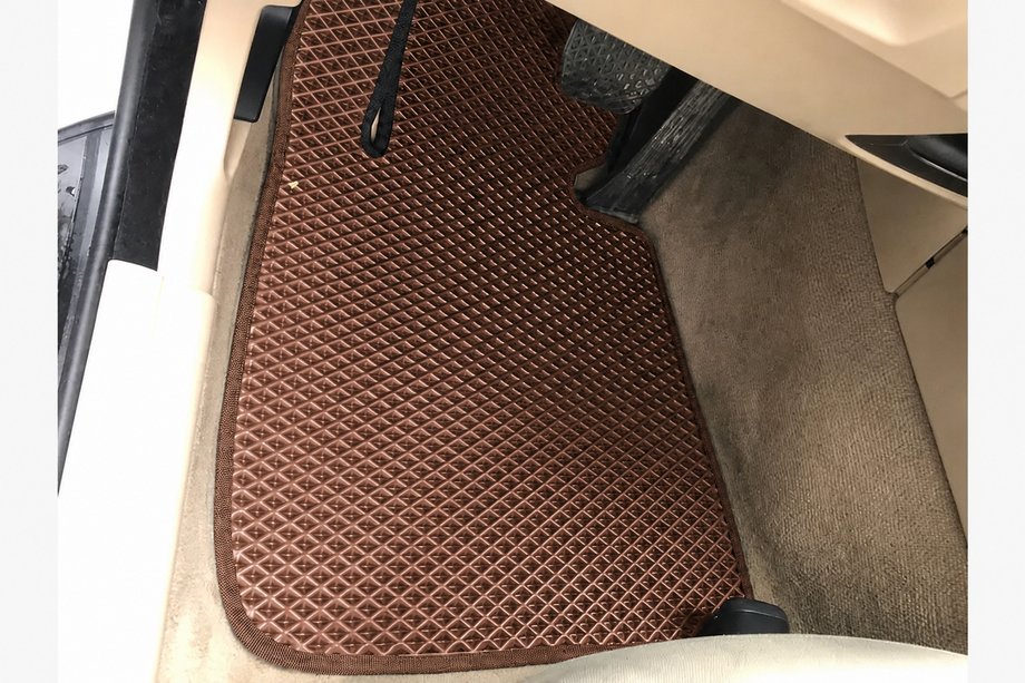 BMW 3 Series E90/E91 2005-2011 EVA Floor Mats (brick red) Image